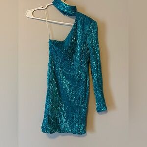 Sequin tiffany color mini dress.